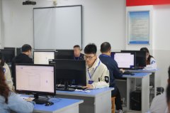 为选手们供给锻长、进修提高的机遇